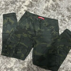 Unionbay Camouflage Cargo Pants